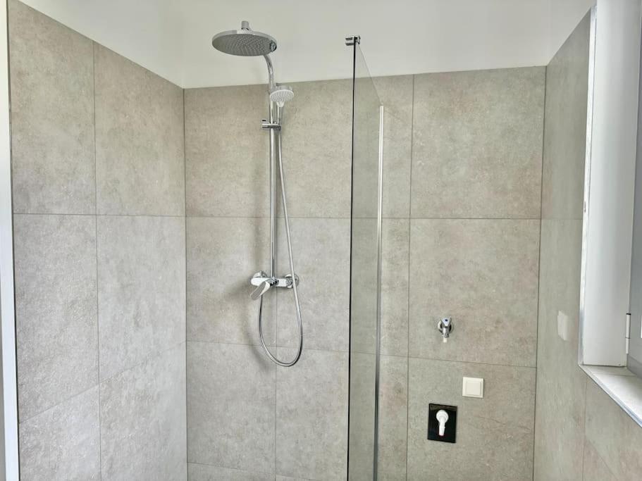 Rooftop Apartment With Balcony & Free Parking Відень Екстер'єр фото