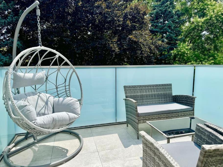 Rooftop Apartment With Balcony & Free Parking Відень Екстер'єр фото